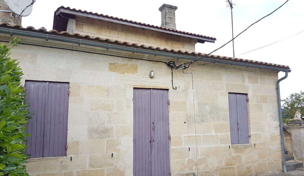 MARLEN IMMO Agence Immobiliere Cenon 113 South West Entrance 2