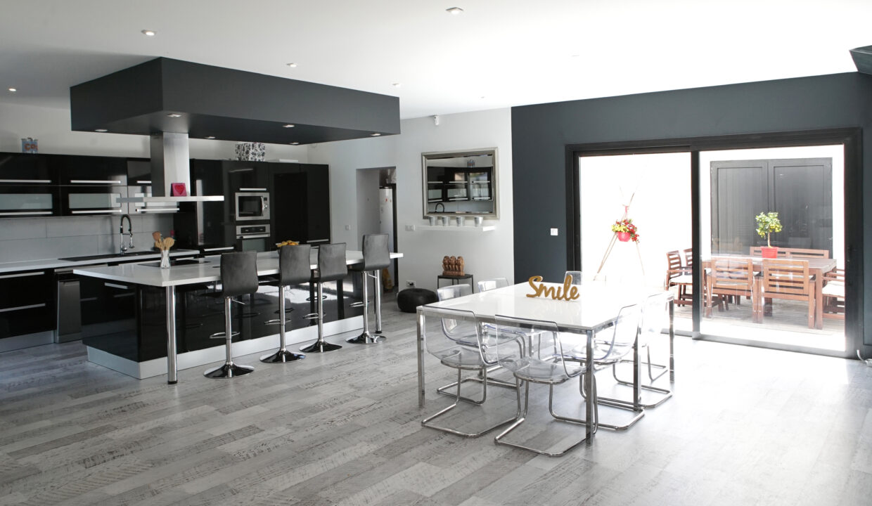 MARLEN IMMO Agence Immobiliere Cenon Salon 1