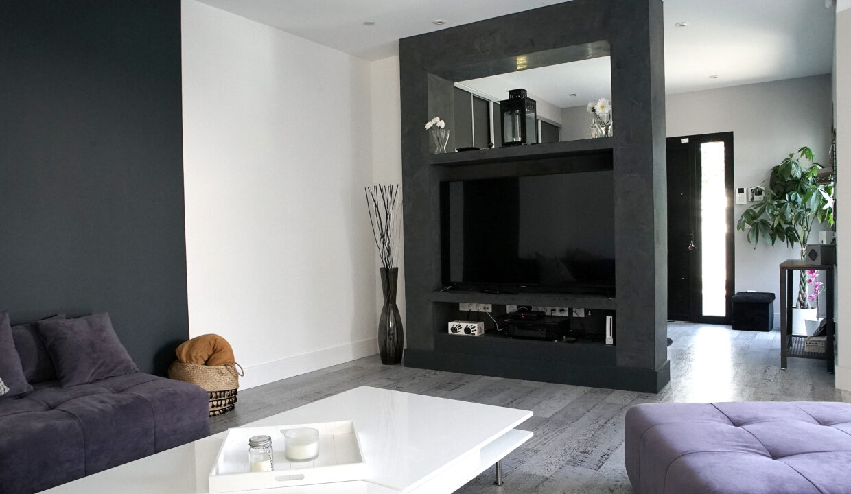 MARLEN IMMO Agence Immobiliere Cenon Salon 2A
