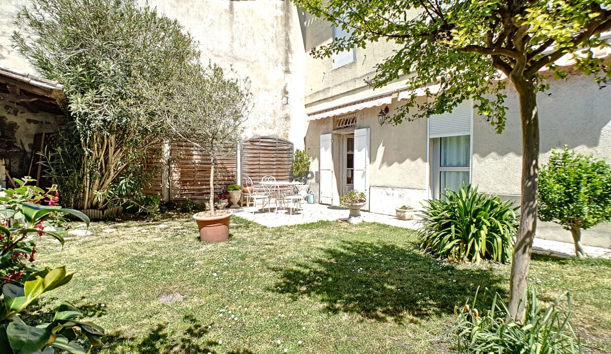 MARLEN IMMO Agence Immobiliere Cenon Rueleonardlenoir 20210422140608 88689 F402e49
